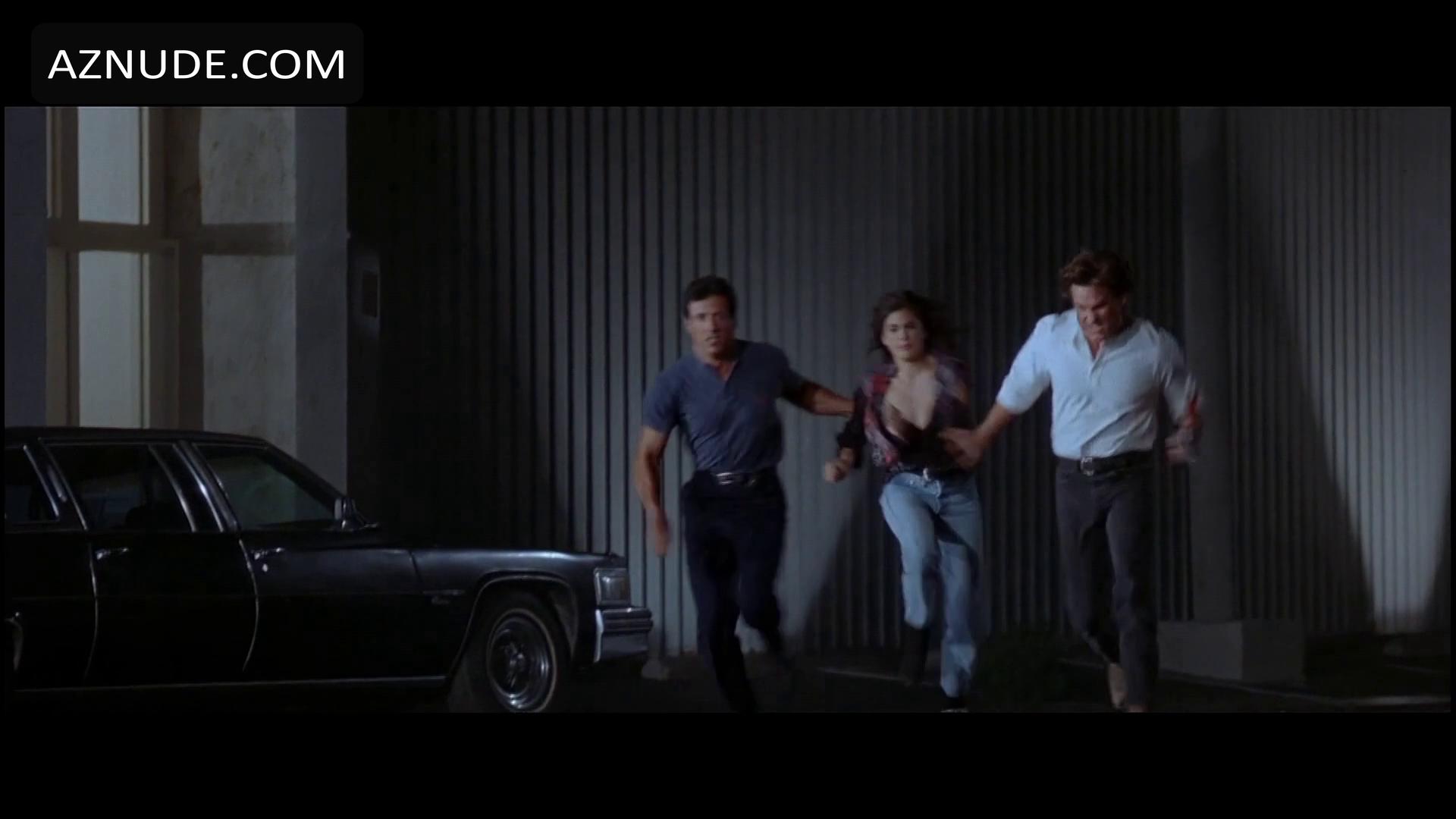 Teri Hatcher in Tango And Cash, photo 17