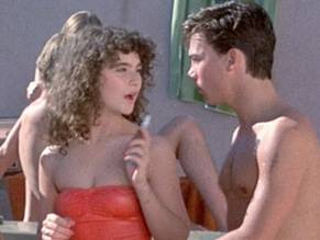 Diane Franklin in The Last American Virgin, photo 8