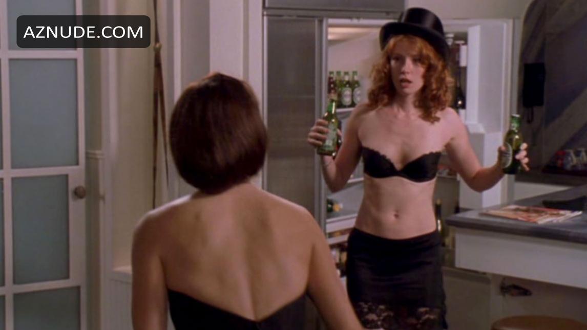 Alicia Witt in Two Weeks Notice, photo 0