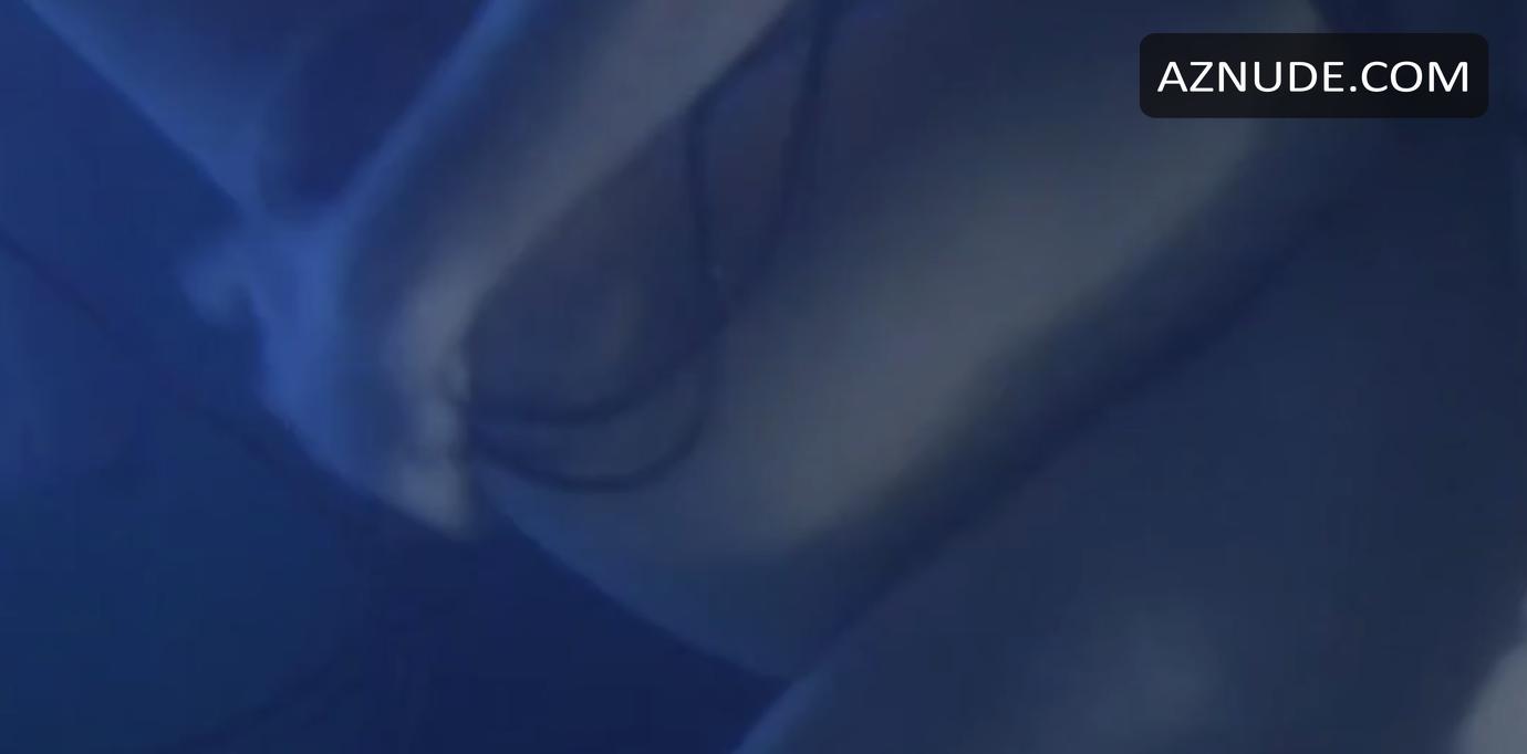 King-Man Chik in Erotic Ghost Story 2, photo 15
