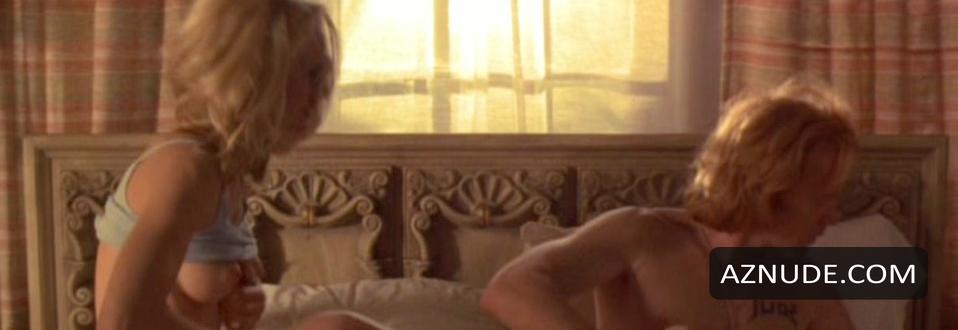 Kelly Lynch in Cold Around the Heart, photo 1