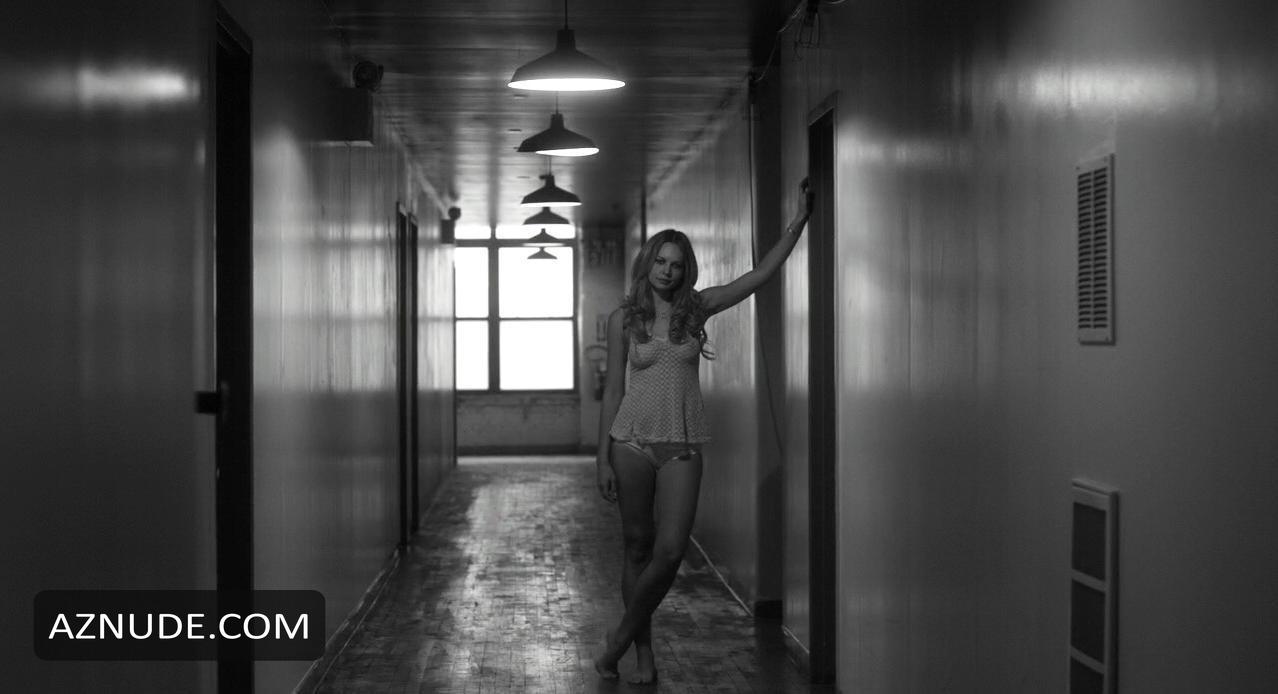 Natasha Alam in An Act of War, photo 22