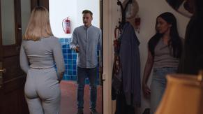 Jana Riva in Sex Zimmer, Kuche, Bad, photo 9