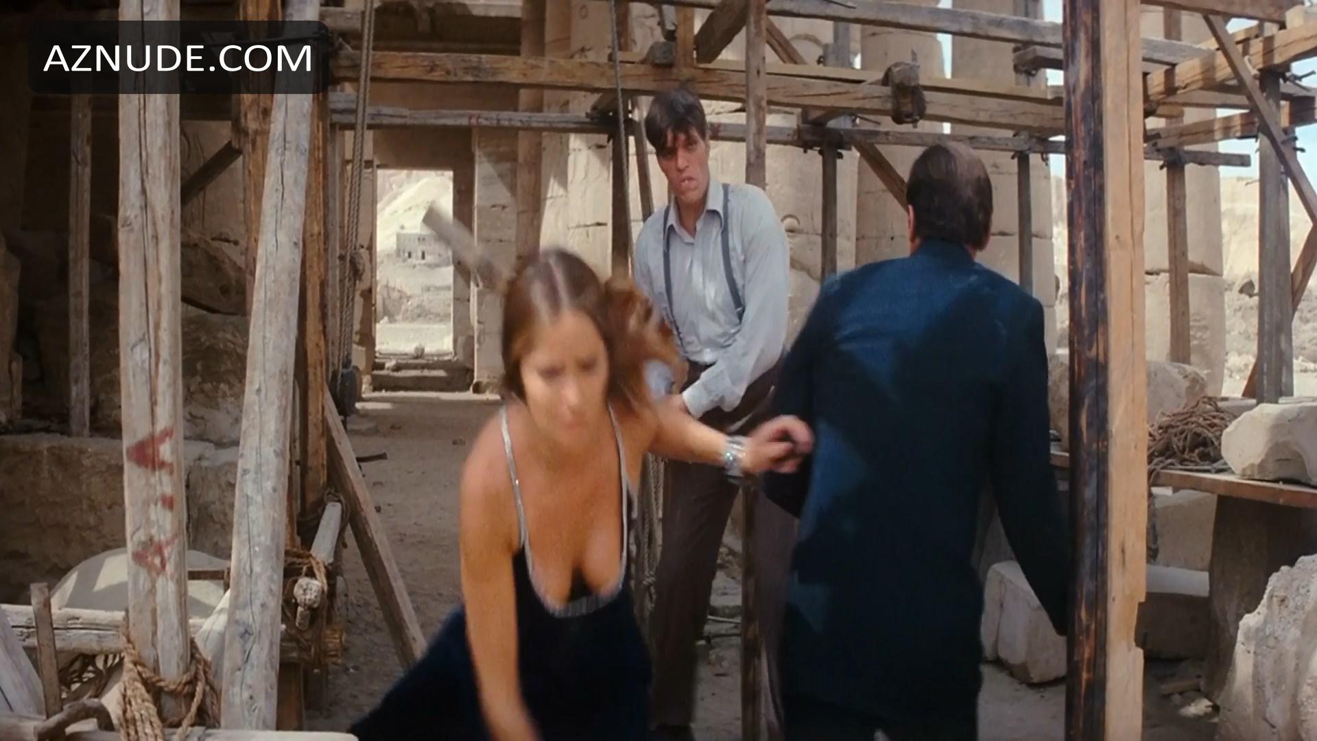Barbara Bach in The Spy Who Loved Me, photo 48