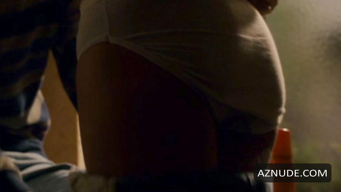 Summer Bishil in Towelhead, photo 2