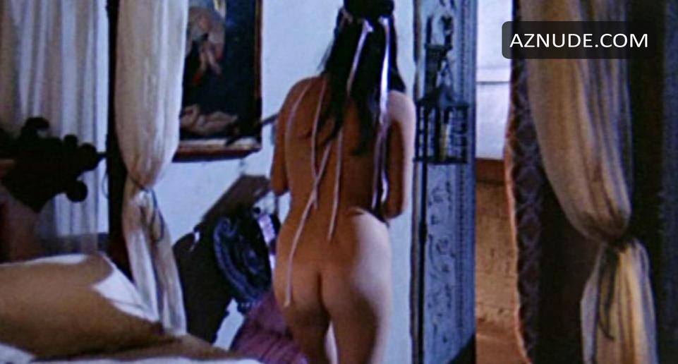 Edwige Fenech in La Bella Antonia, Prima Monica E Poi Dimonia, photo 6