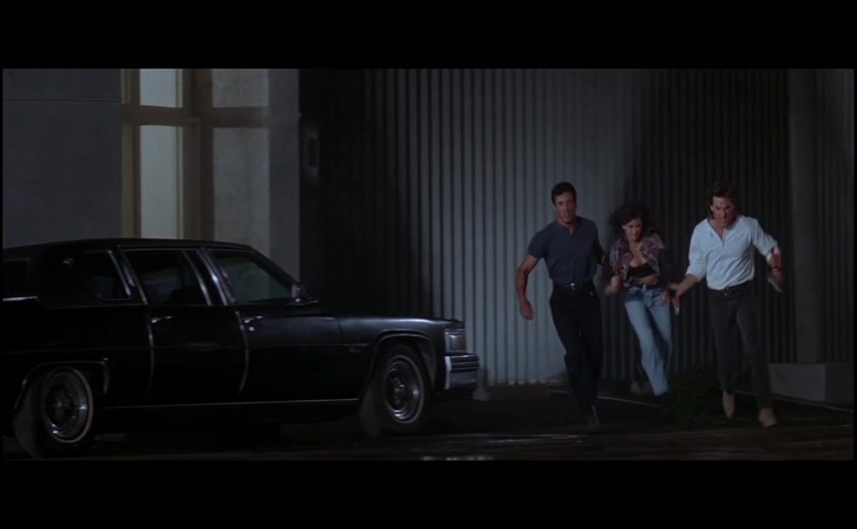 Teri Hatcher in Tango And Cash, photo 8