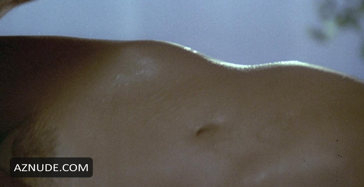 Jane March in Color of Night, photo 11