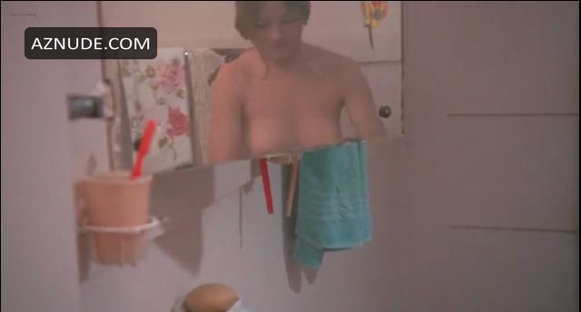 Robin Mattson in Bonnie's Kids, photo 17