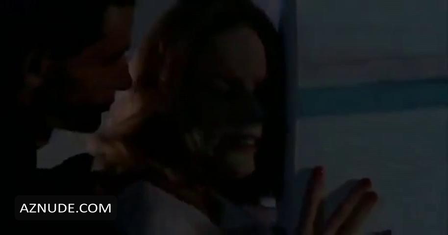 Nicola Warren in Love And Passion, photo 14