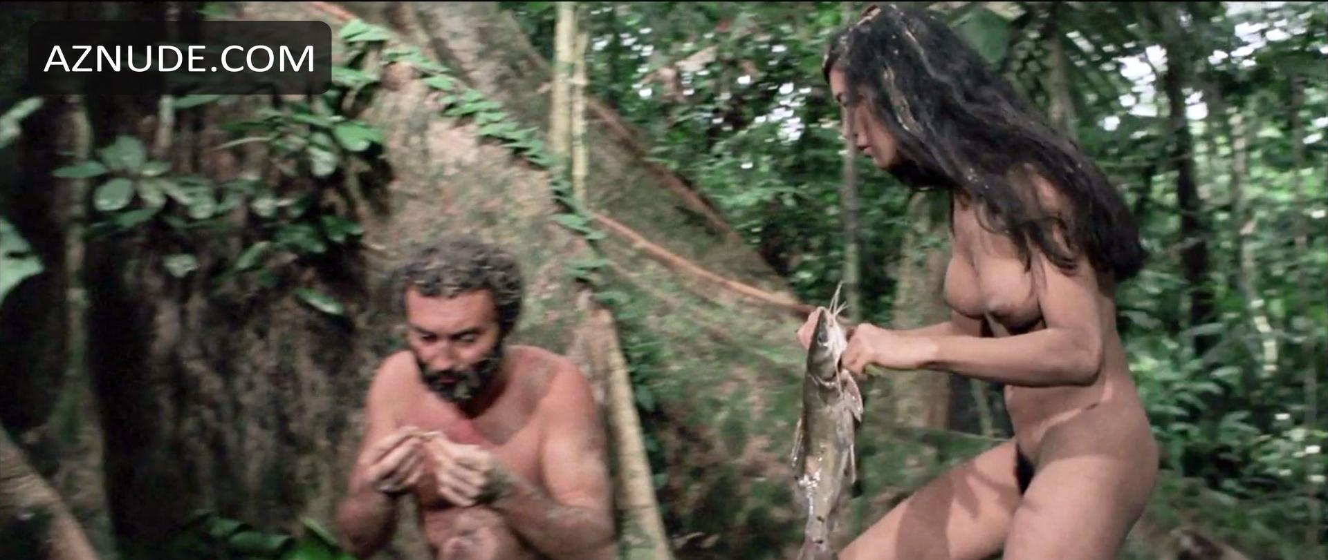Me Me Lai in Jungle Holocaust, photo 46