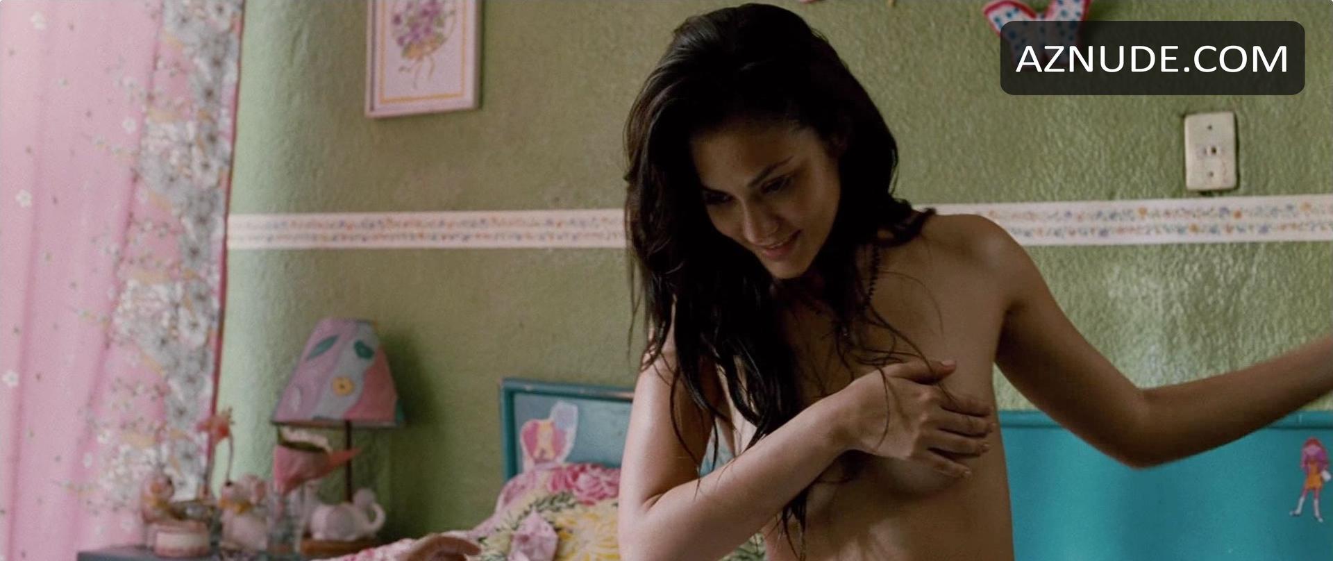 Diana Garcia in Sin Nombre, photo 1