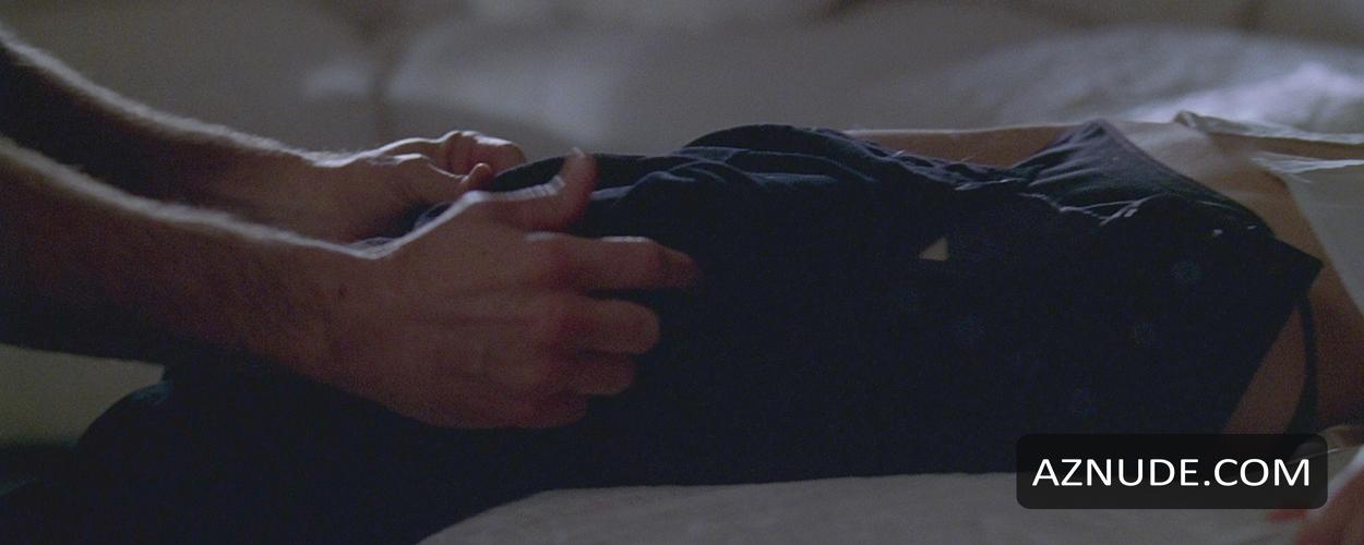 Mena Suvari in American Beauty, photo 13
