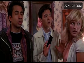 Malin Akerman in Harold & Kumar Go to White Castle, photo 21
