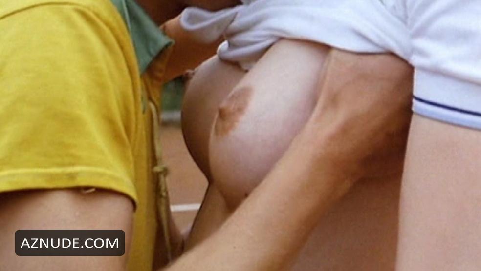 Sylvia Kristel in Julia, photo 8