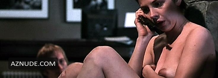 Kate Hardie in Heart, photo 1