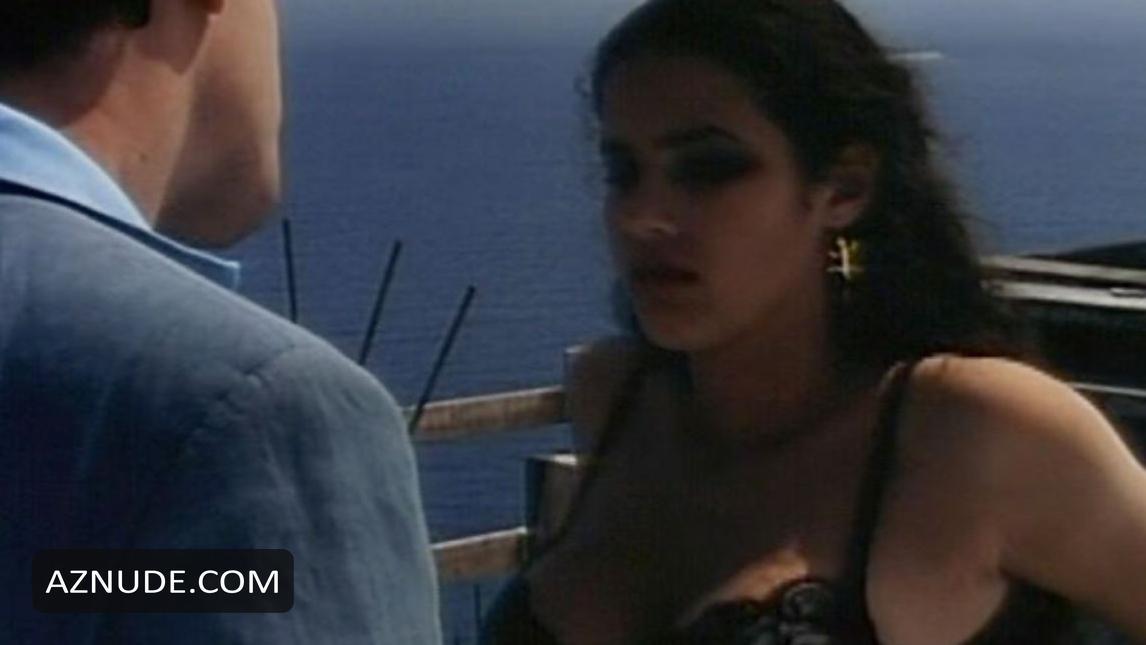 Elisa Tovati in Huevos De Oro, photo 2