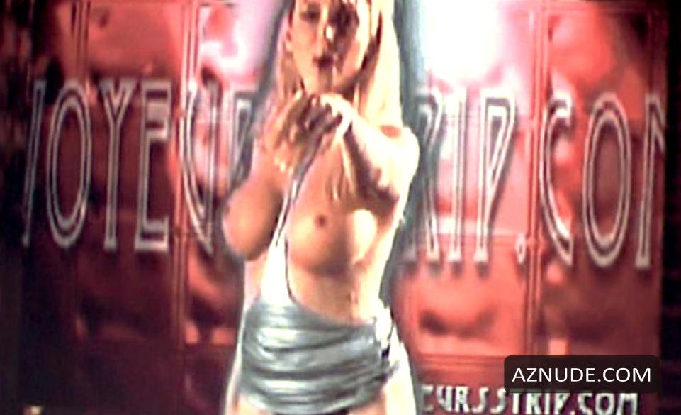 Shelley Michelle in .com For Murder, photo 2