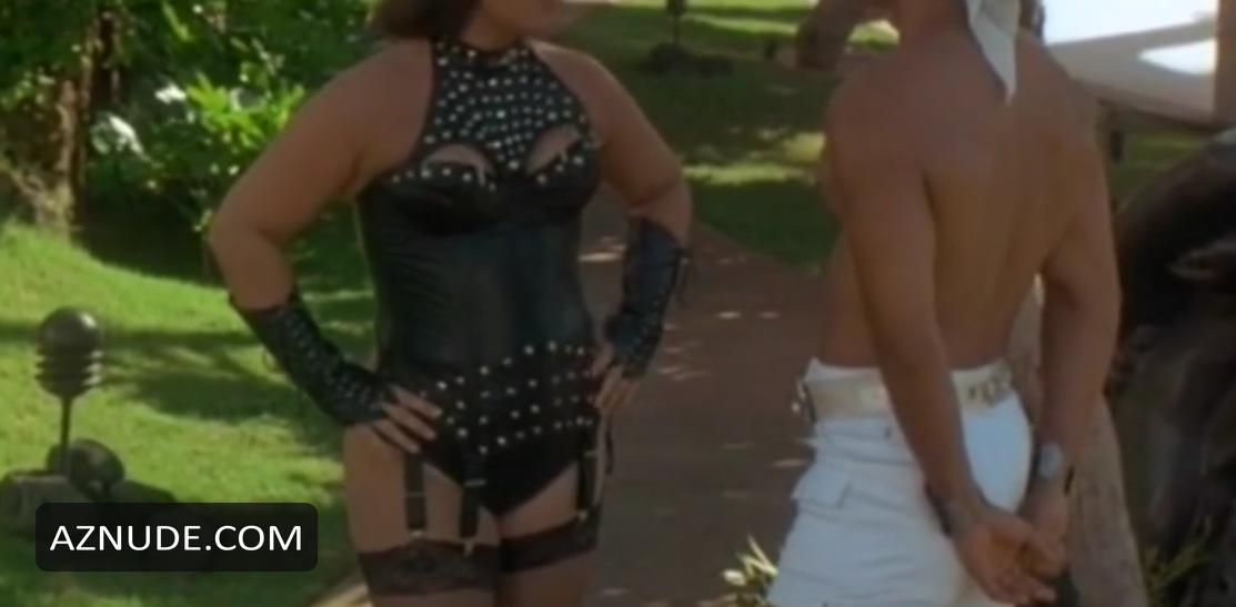 Rosie Odonnell in Exit To Eden, photo 15