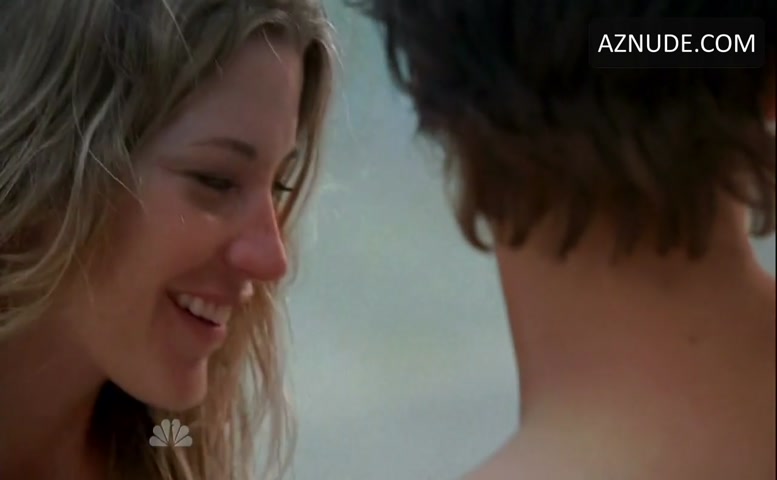 Sarah Roemer in The Event, photo 4