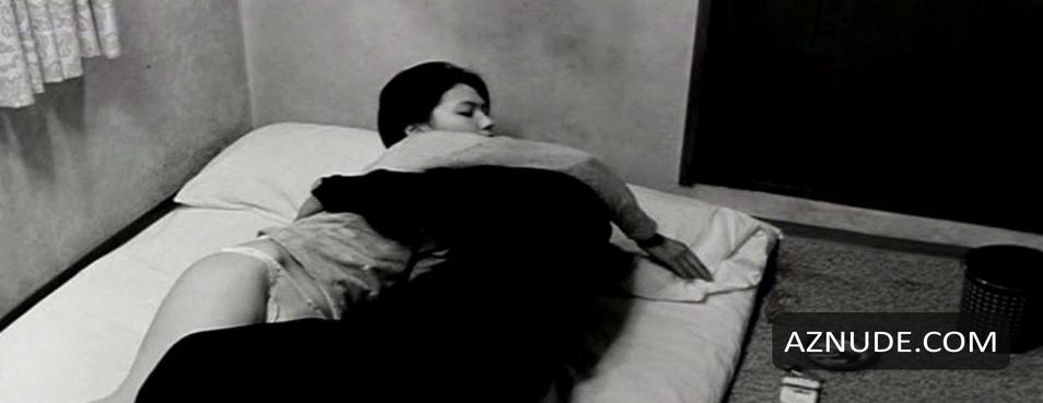 Eun-joo Lee in Virgin Stripped Bare by Her Bachelors, photo 11