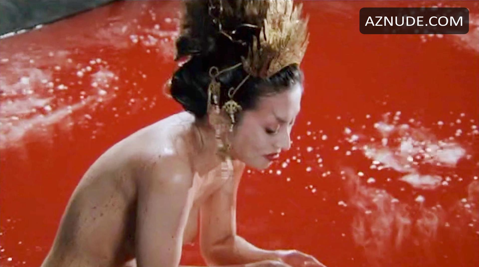Mari Natsuki in Legend of the Eight Samurai, photo 13