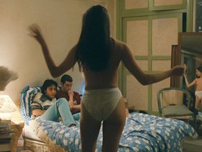 Marie Gillain in Fresh Bait, photo 19