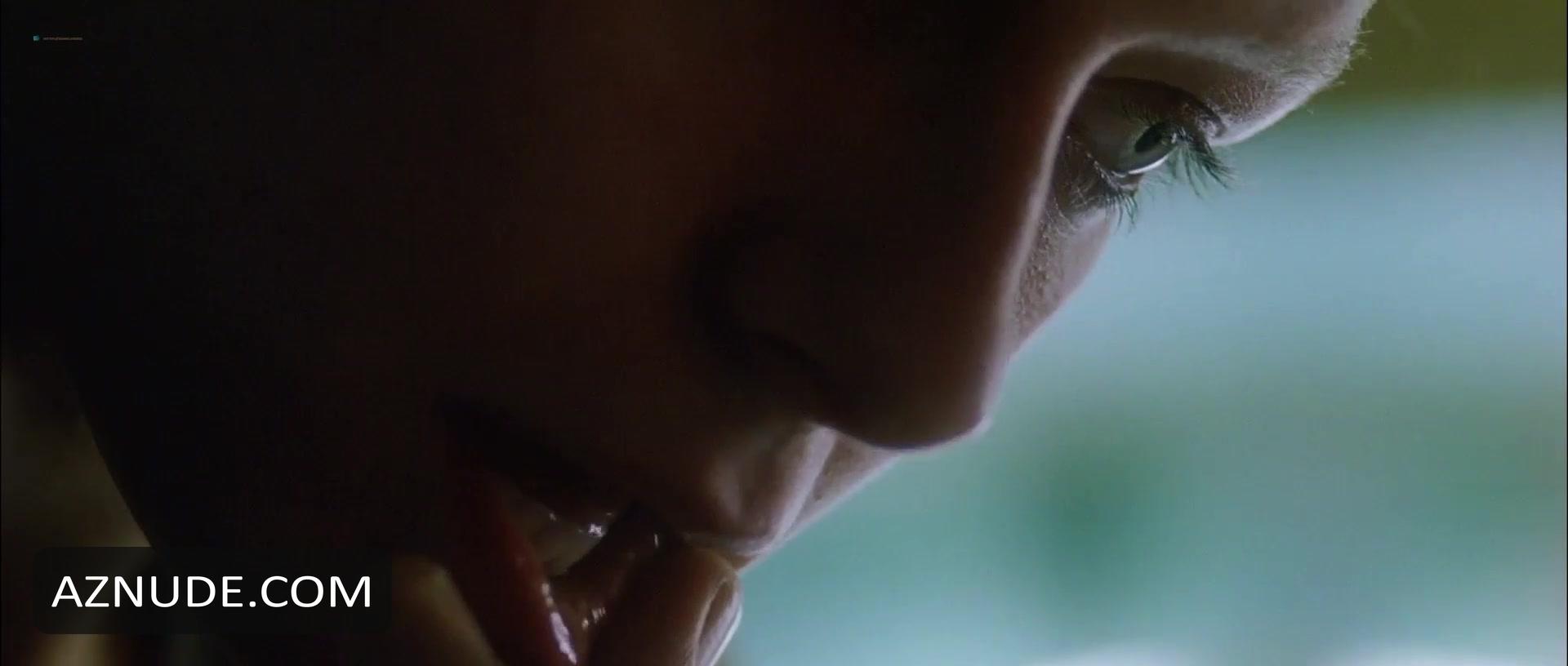 Samantha Morton in Code 46, photo 8
