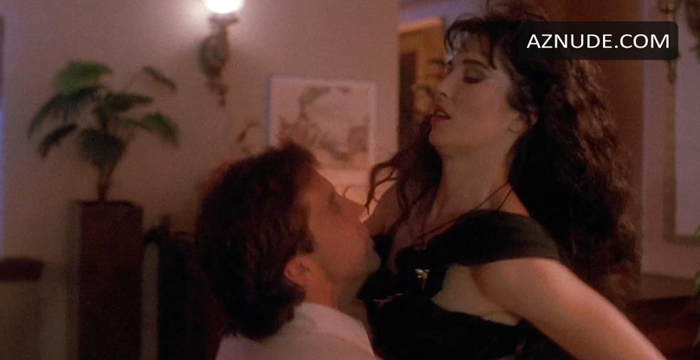Isa Jank in Night Angel, photo 20