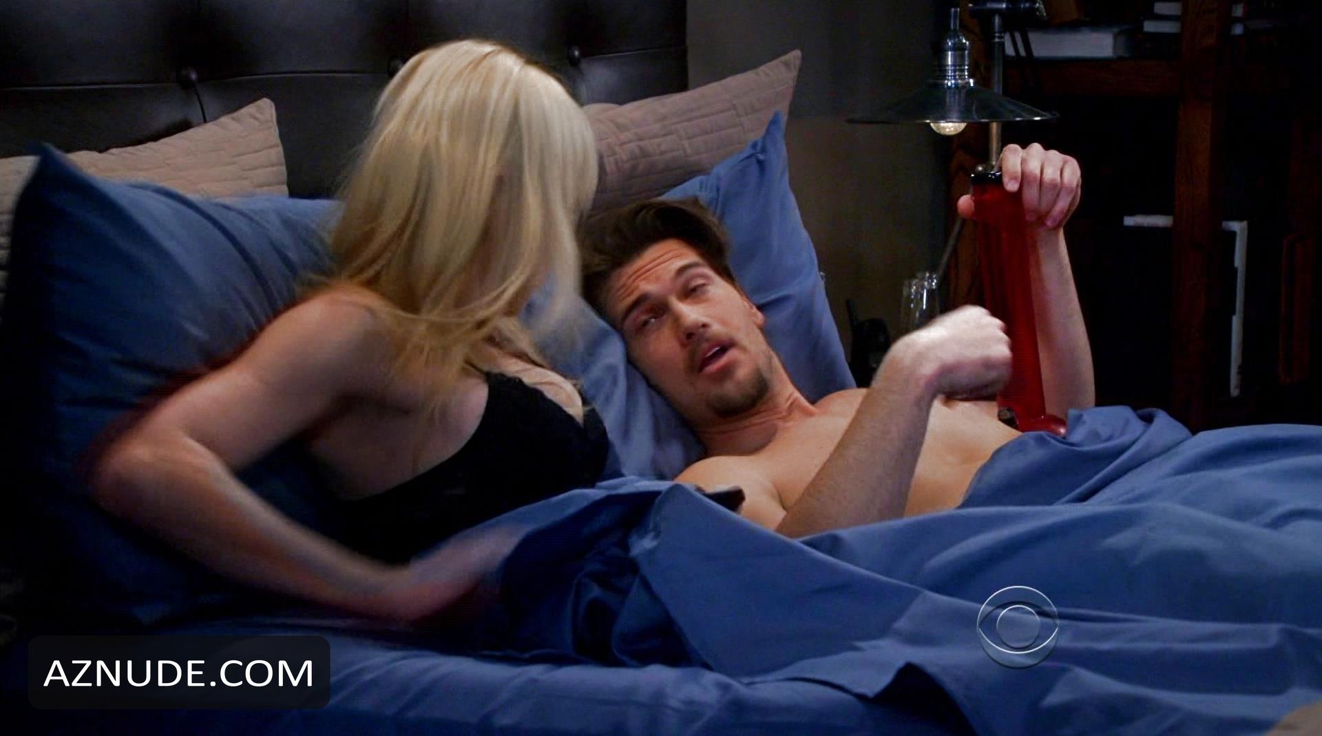 Anna Faris in Mom (2014-), photo 3