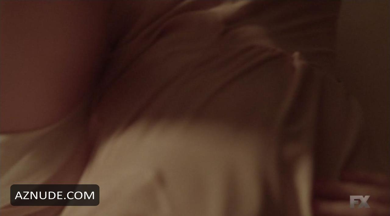 American Horror Story (2011-) in American Horror Story (2011-), photo 1