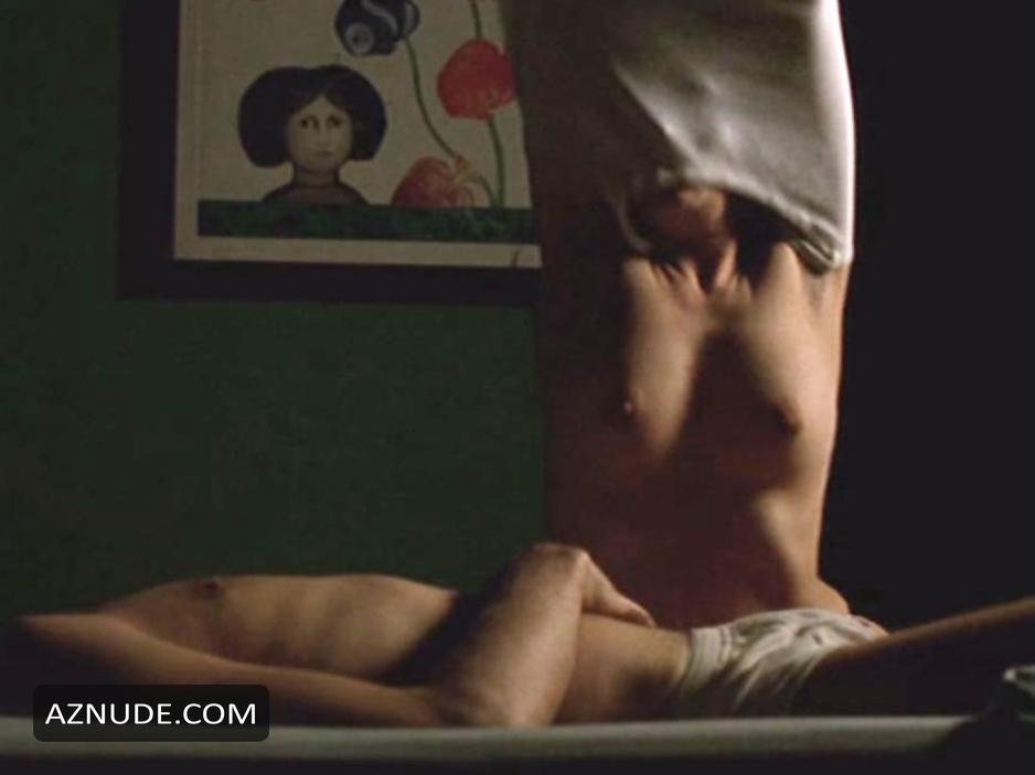 Emmanuelle Seigner in Buddy Boy, photo 3