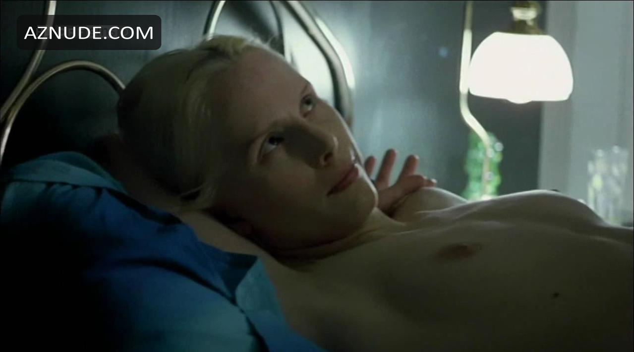 Susanne Wuest in Antares, photo 7