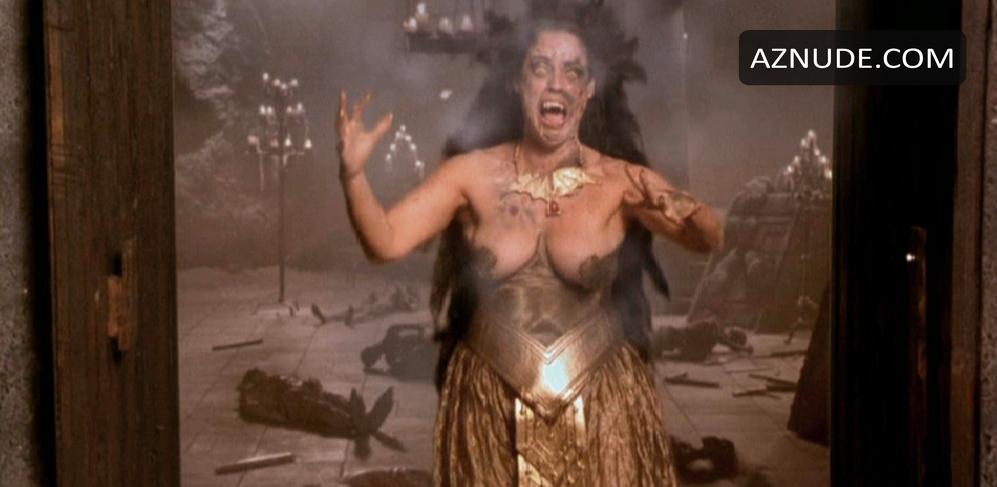 Sonia Braga in From Dusk Till Dawn 3, photo 1