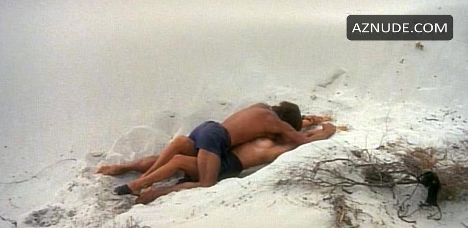 Mariangela Melato in Swept Away, photo 5