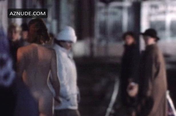 Angela Featherstone in Dark Angel: The Ascent, photo 2