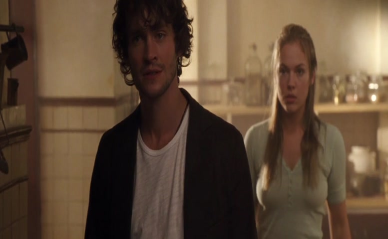 Agnes Bruckner in Blood And Chocolate, photo 11