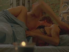 Krysten Ritter in How To Make Love To A Woman, photo 13