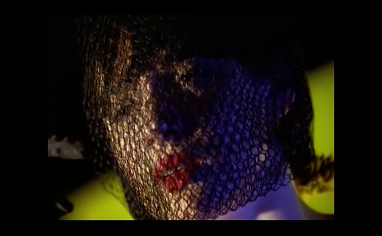 Amanda Ryan in The Hunger, photo 14