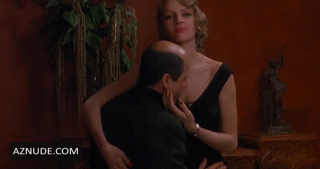 Uma Thurman in Henry & June, photo 9