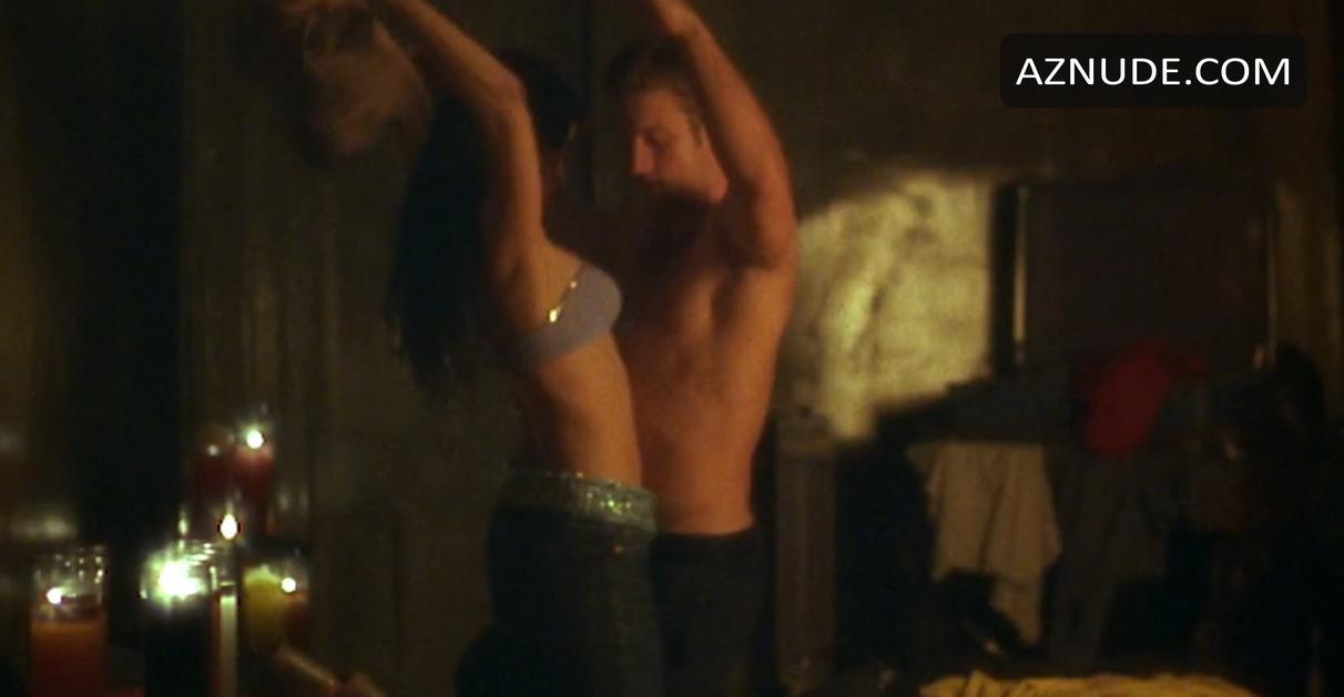Mia Kirshner in Speed of Life, photo 30