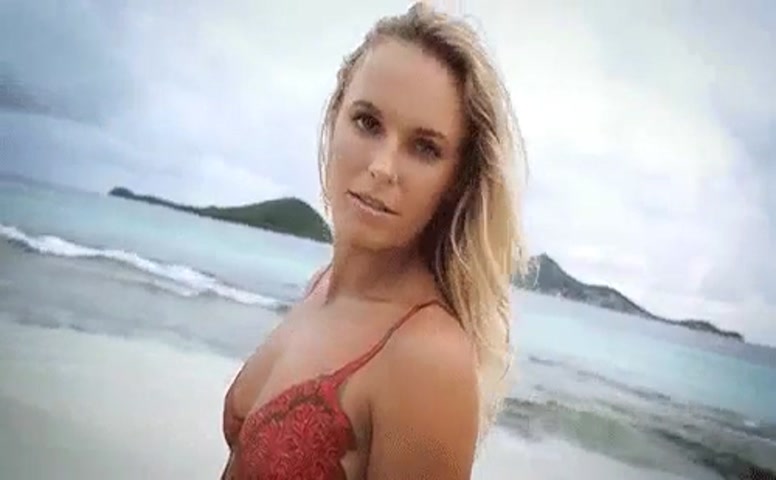 Caroline Wozniacki in Sports Illustrated: Swimsuit 2016, photo 37