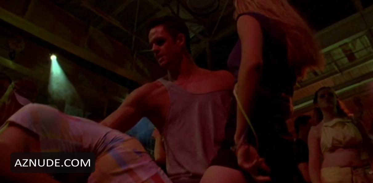 Susan Ward in The In Crowd, photo 23