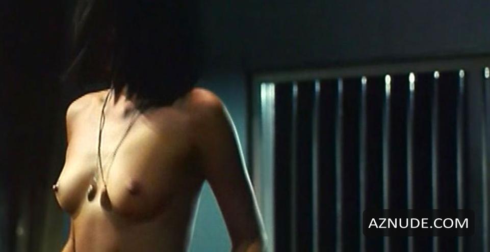 Kim Sun-Yong in Club Butterfly, photo 5