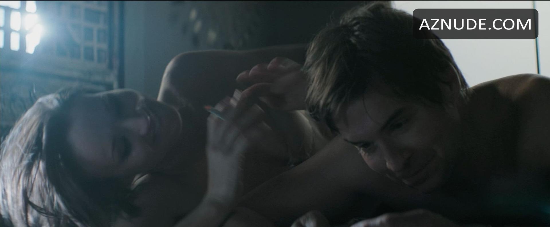 Brianne Davis in Synchronicity, photo 4
