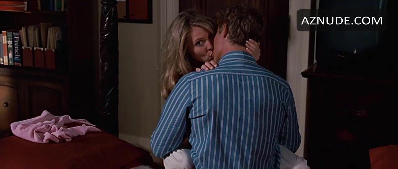 Diora Baird in Accepted, photo 46