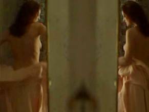 Nadia Fares in Flairs ennemis, photo 2
