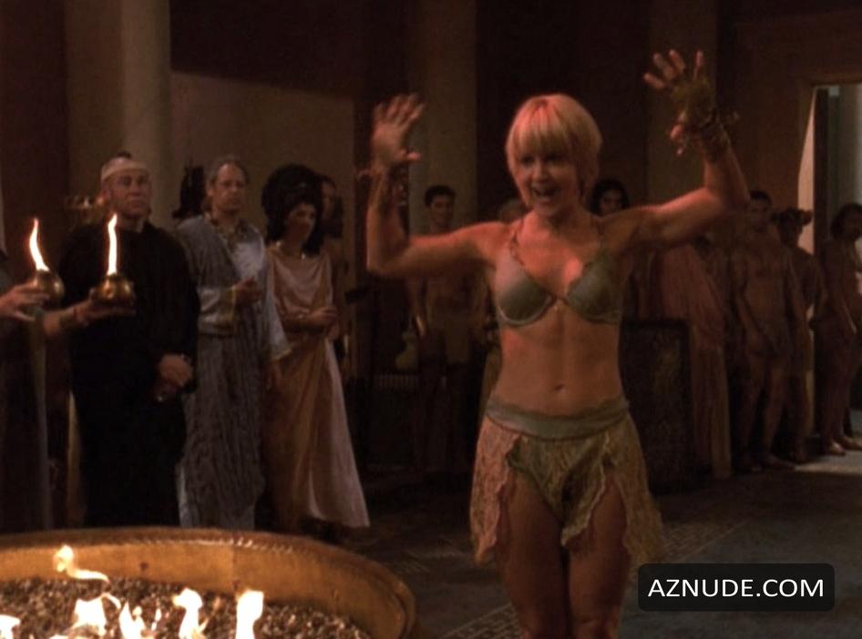 Renee O'Connor in Xena: Warrior Princess, photo 4