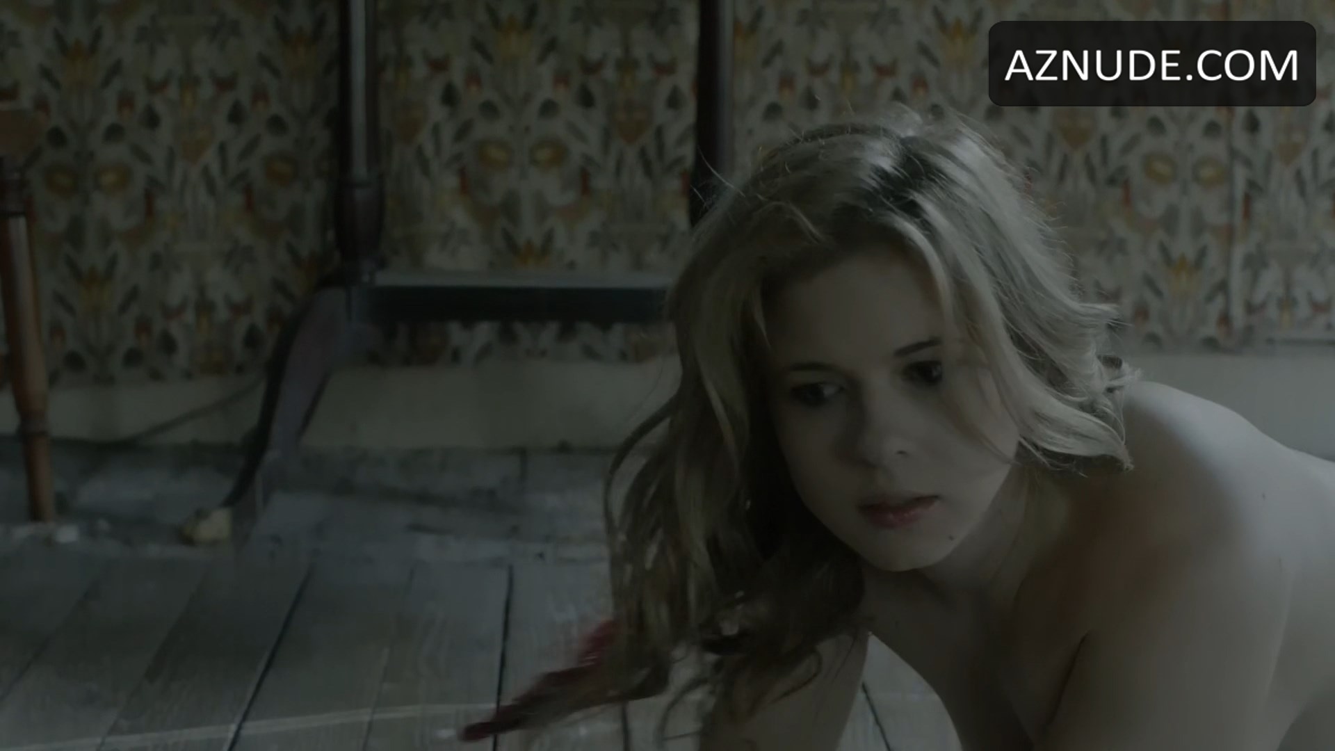 Magda Apanowicz in Dead Souls, photo 12