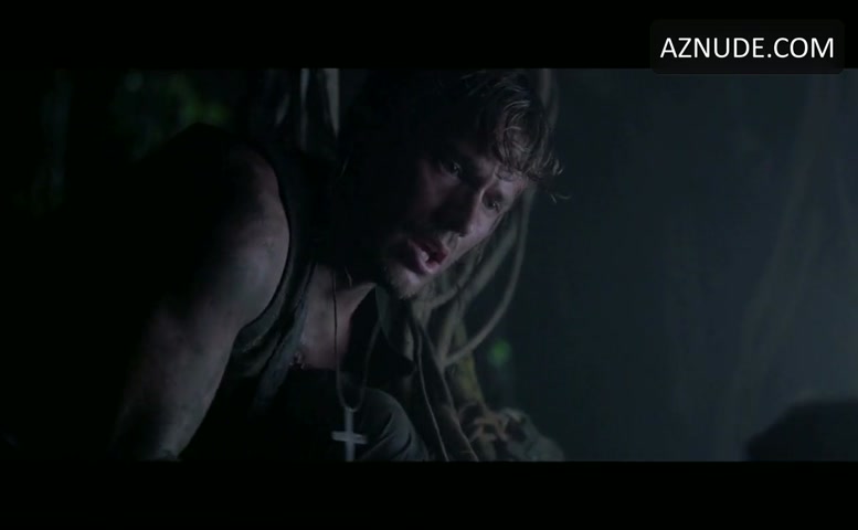 Astrid Berges Frisbey in Pirates Of The Caribbean: On Stranger Tides, photo 1